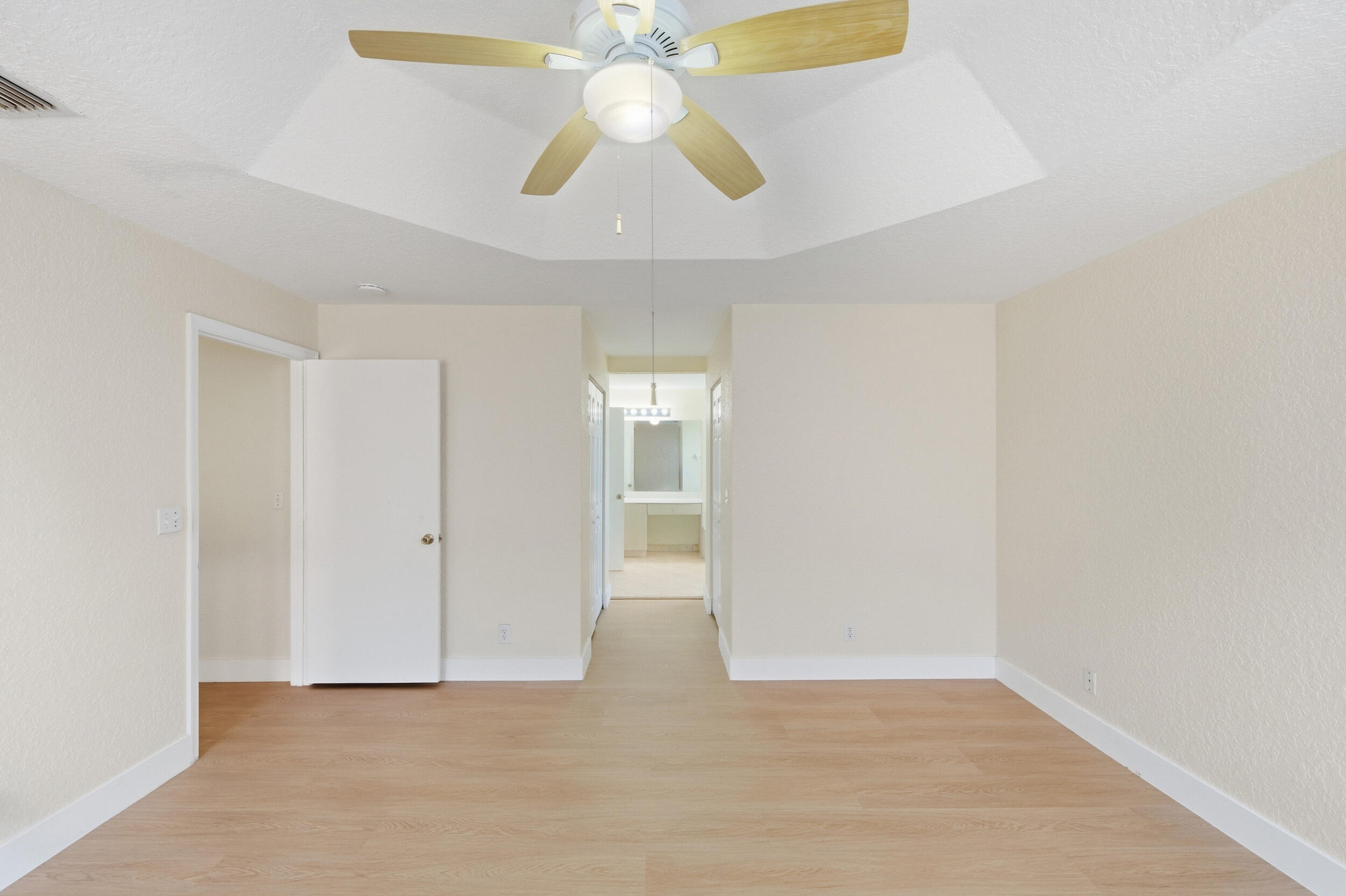 2111 Southwest 148th Avenue Miramar, FL 33027 - Photo 23 of 53 37_052__d4s9391