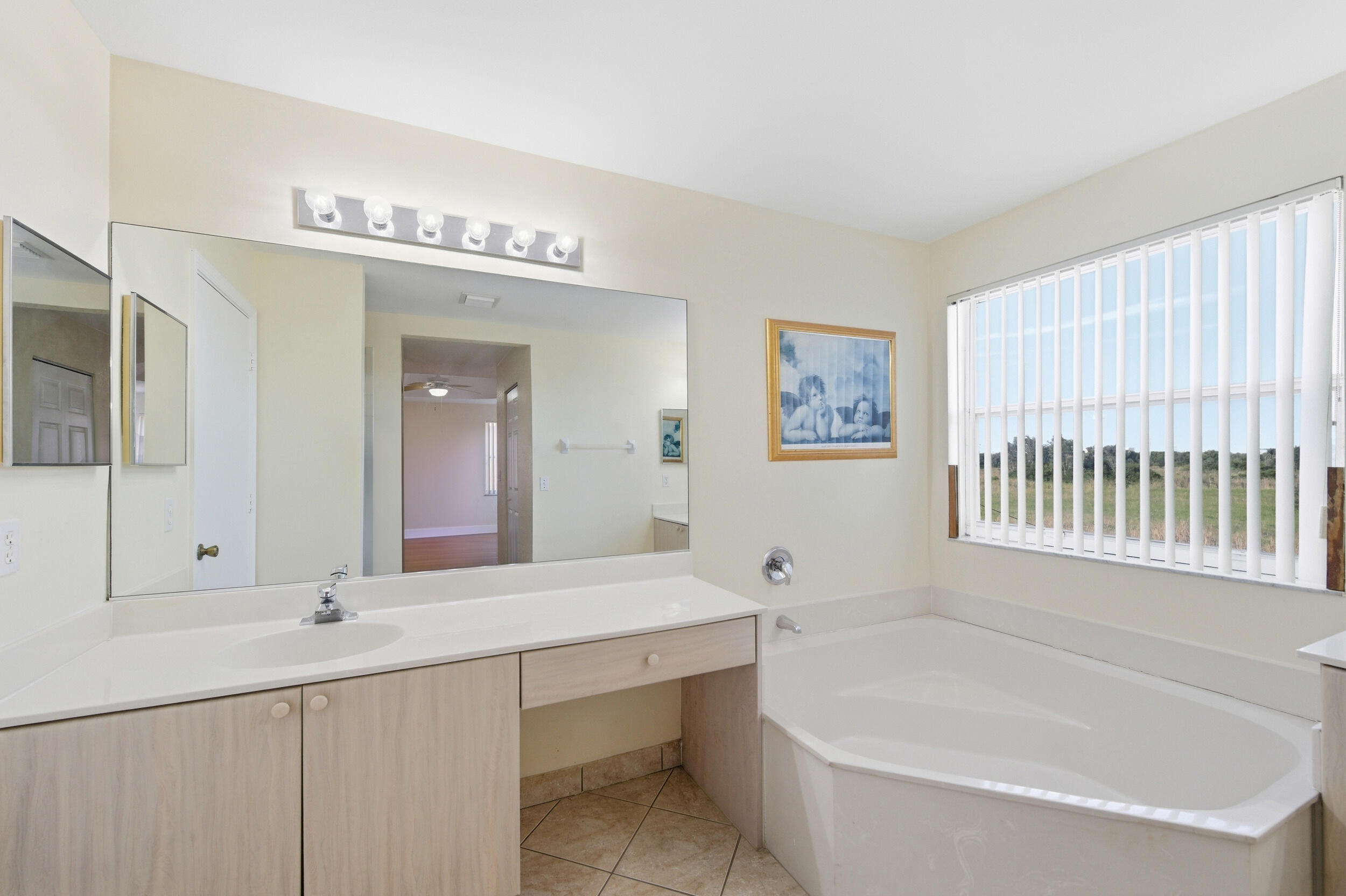 2111 Southwest 148th Avenue Miramar, FL 33027 - Photo 25 of 53 40_055__d4s9396