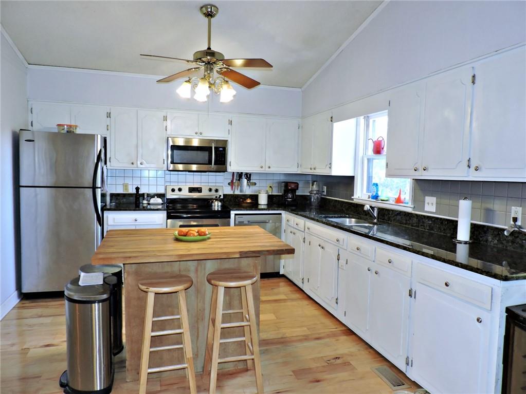 3240 Holly Road Connelly Springs, NC 28612 - Photo 4 of 30 Gallery Image 4