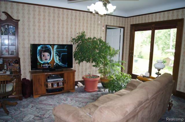 2275 East Hunters Creek Road Metamora, MI 48455 - Photo 21 of 36 DSC05290.jpg