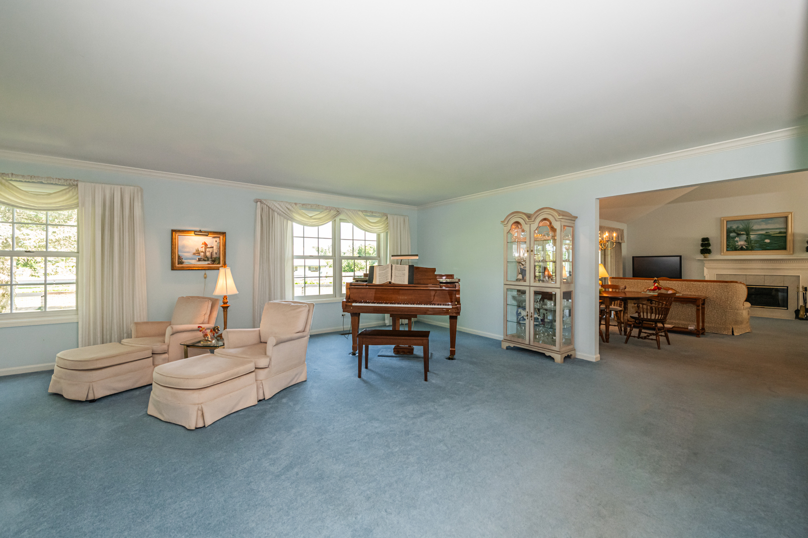 27490 West Wilmot Road Antioch, IL 60002 - Photo 15 of 50 a living room with furniture and a large window