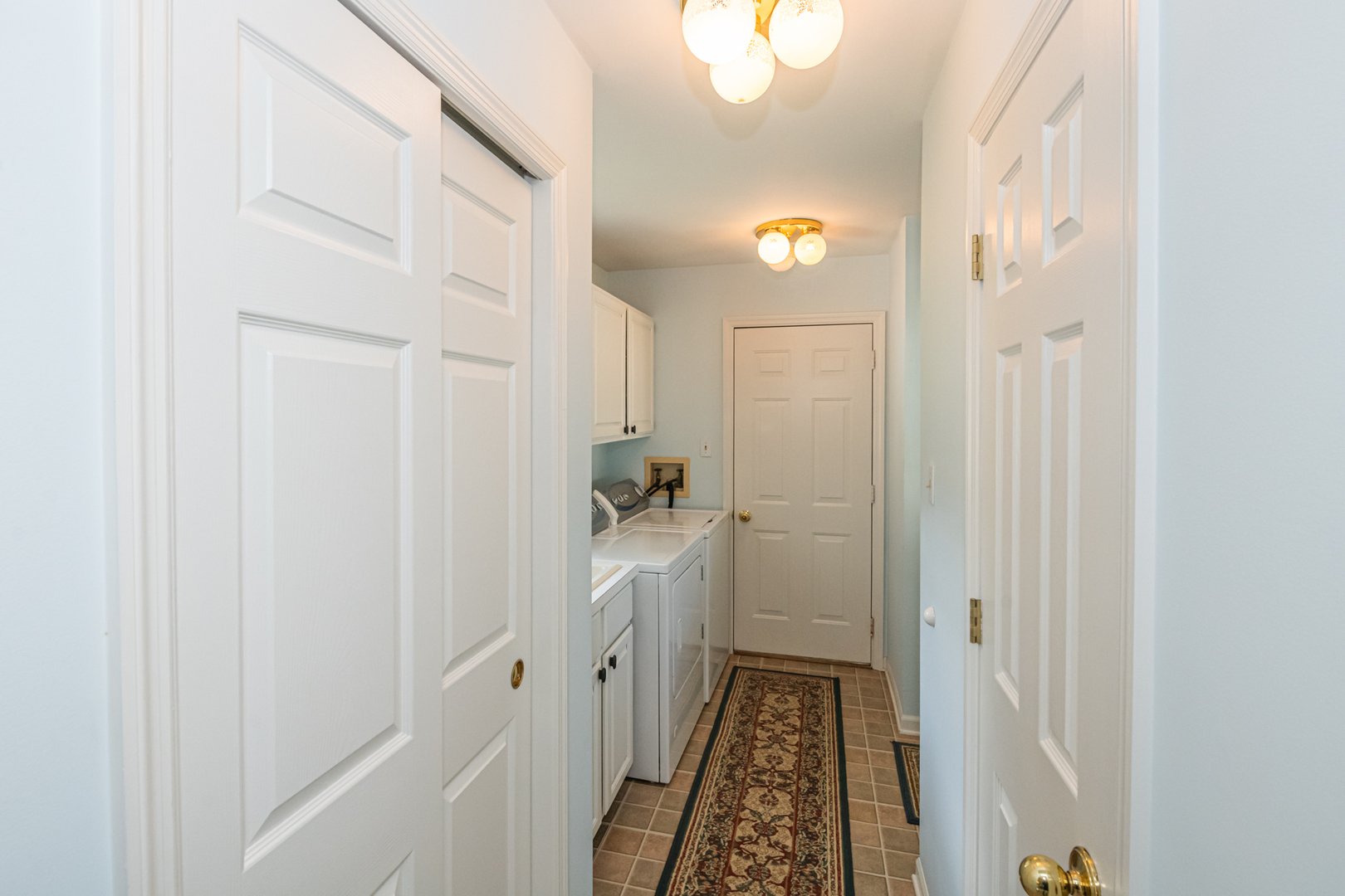 27490 West Wilmot Road Antioch, IL 60002 - Photo 28 of 50 a bathroom with a sink and shower