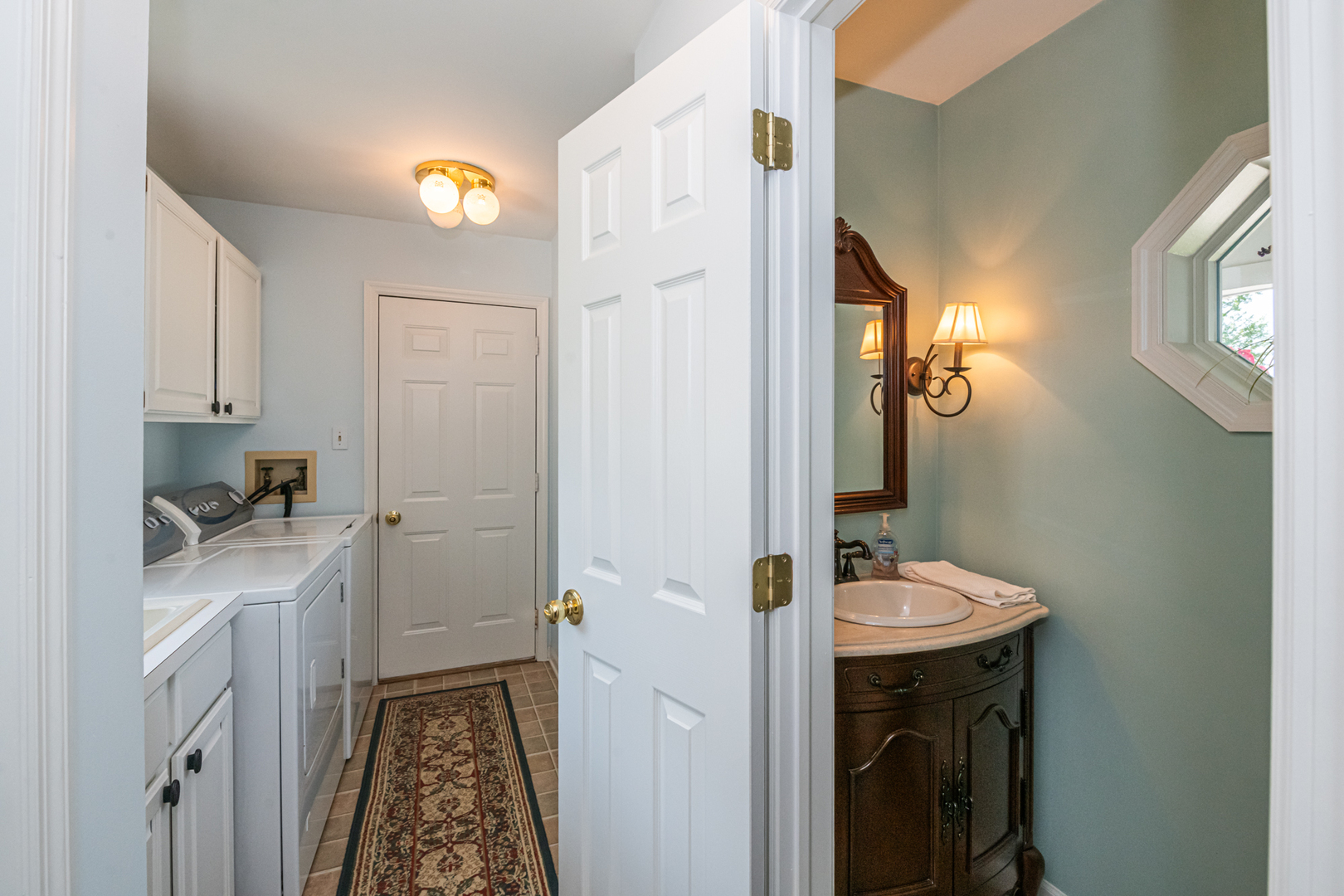 27490 West Wilmot Road Antioch, IL 60002 - Photo 30 of 50 a bathroom with a sink a toilet and shower