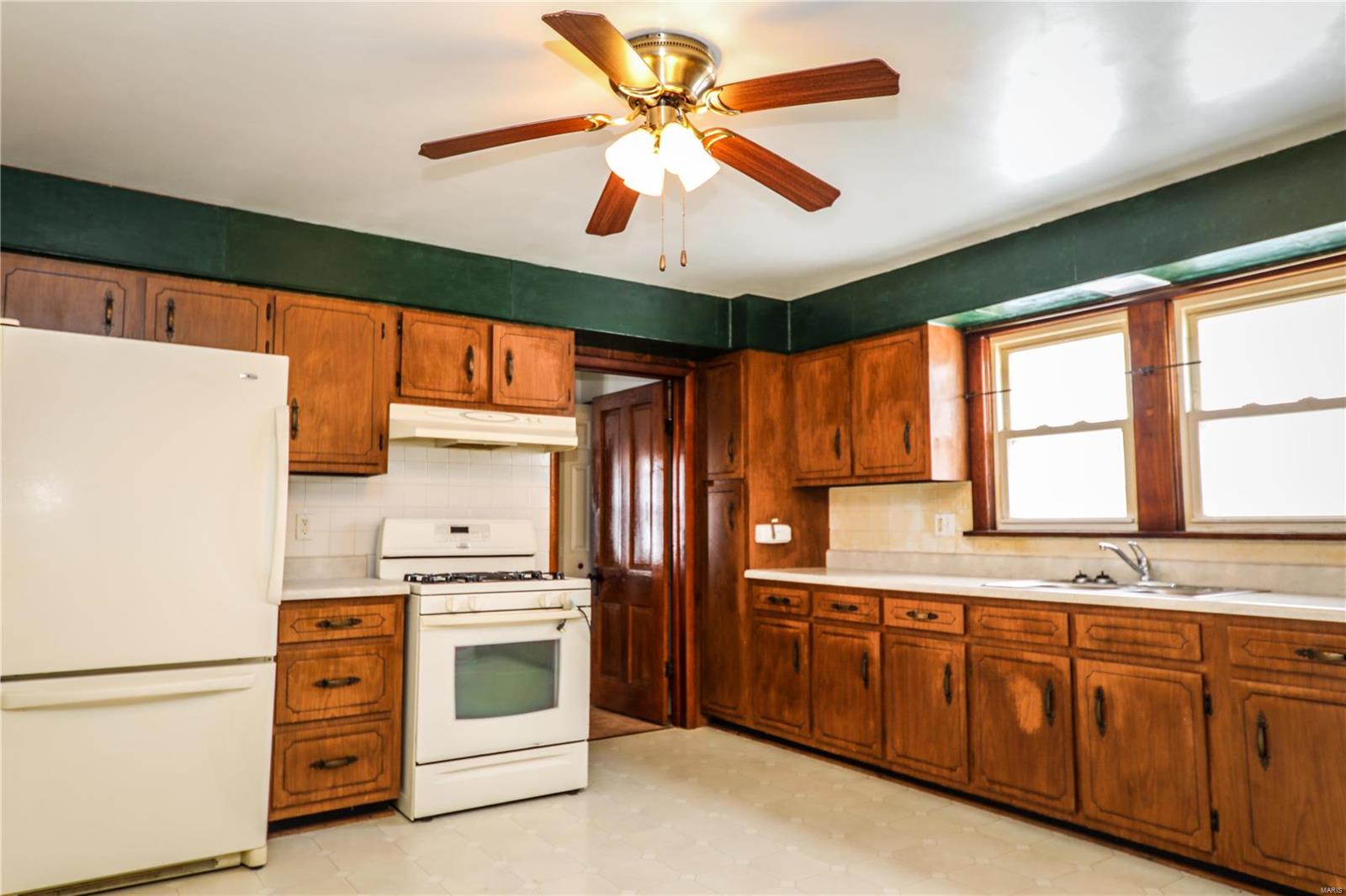22711 Werner Road Mount Olive, IL 62069 - Photo 6 of 18