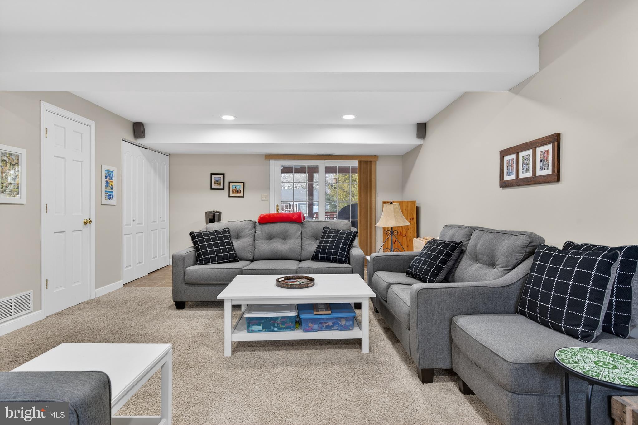 146 South Oak Street Lititz, PA 17543 - Photo 35 of 55 a living room with furniture and a potted plant