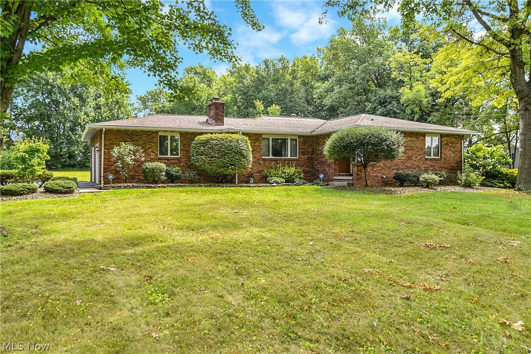 411 North 4 Mile Run Road Youngstown, OH 44515 - Photo 1 of 16