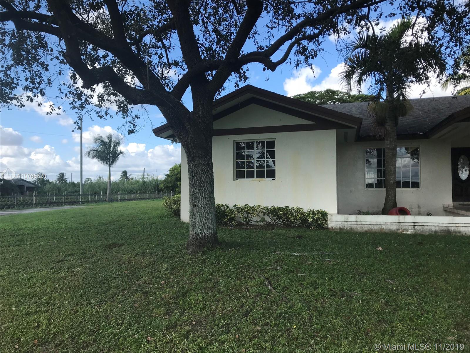 22171 Southwest 274th Street Homestead, FL 33031 - Photo 2 of 10
