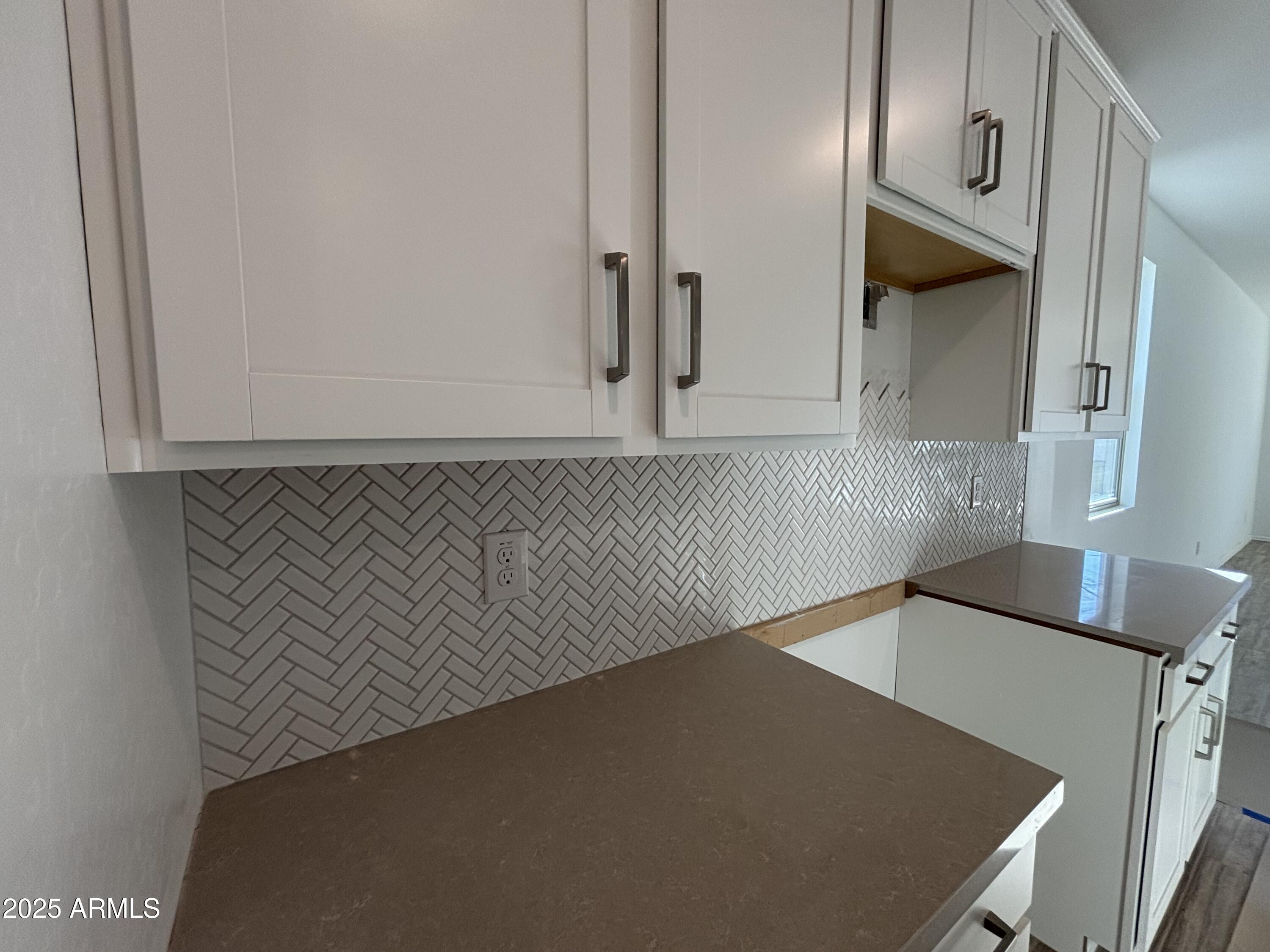 47761 West Moeller Road Maricopa, AZ 85139 - Photo 9 of 29 08 Backsplash