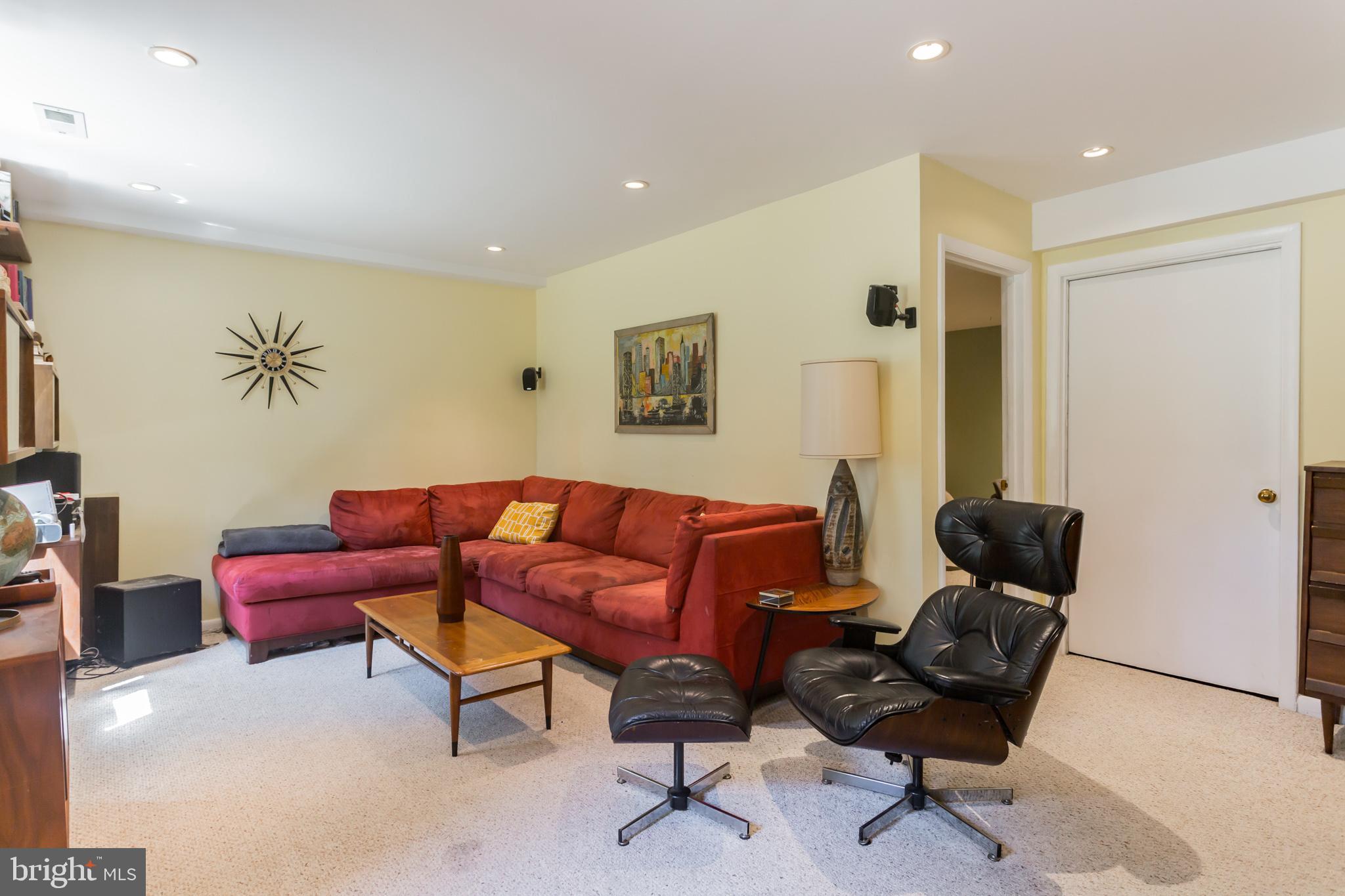 245 Beachwood Road Pasadena, MD 21122 - Photo 19 of 28 Gallery Image 19