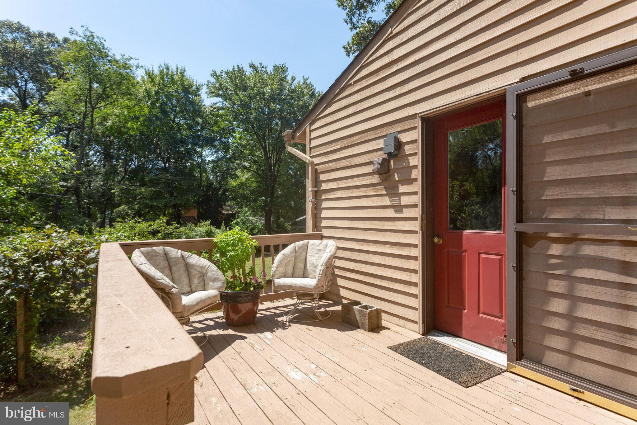 245 Beachwood Road Pasadena, MD 21122 - Photo 26 of 28 Gallery Image 26