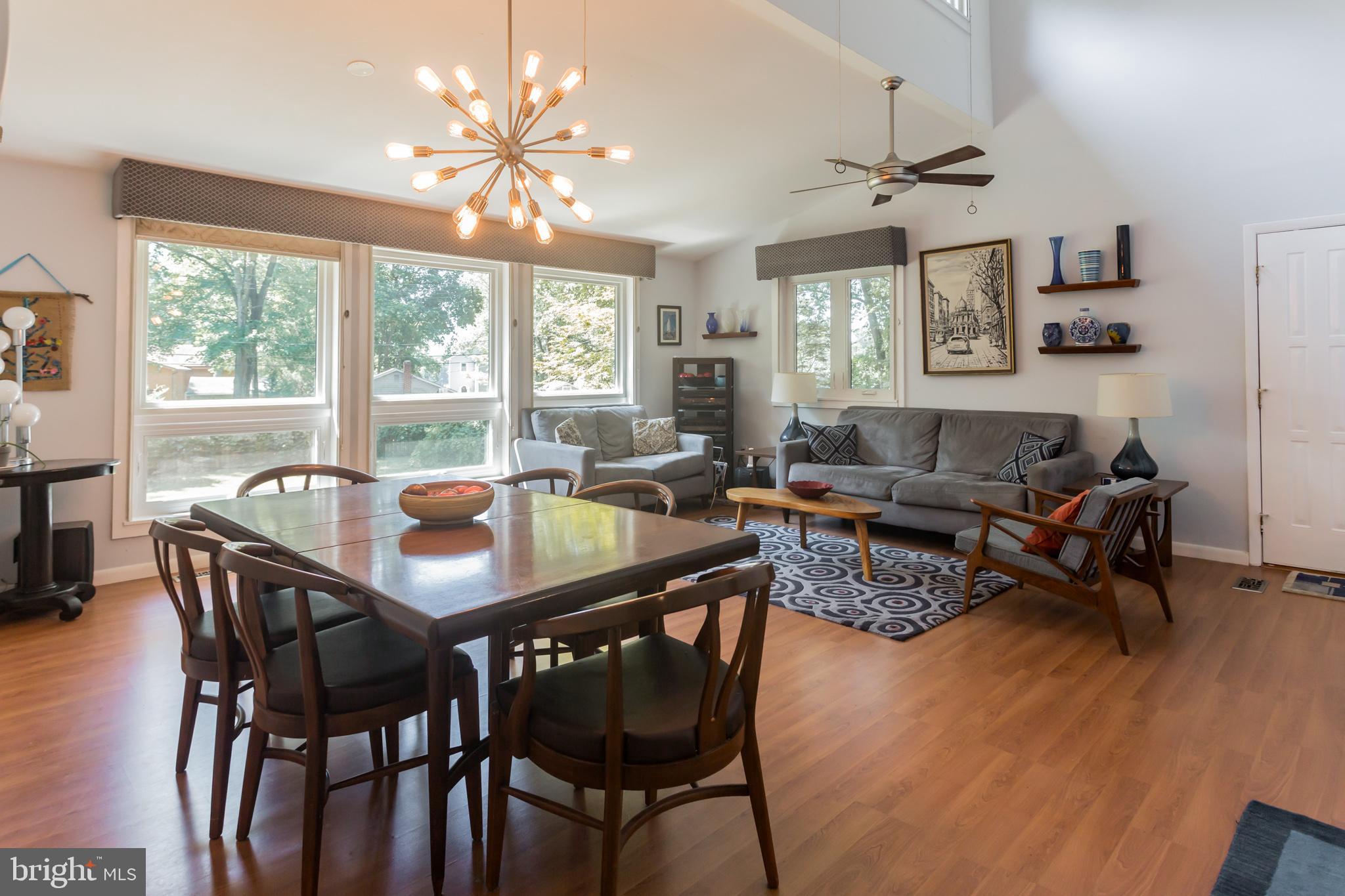 245 Beachwood Road Pasadena, MD 21122 - Photo 8 of 28 Gallery Image 8