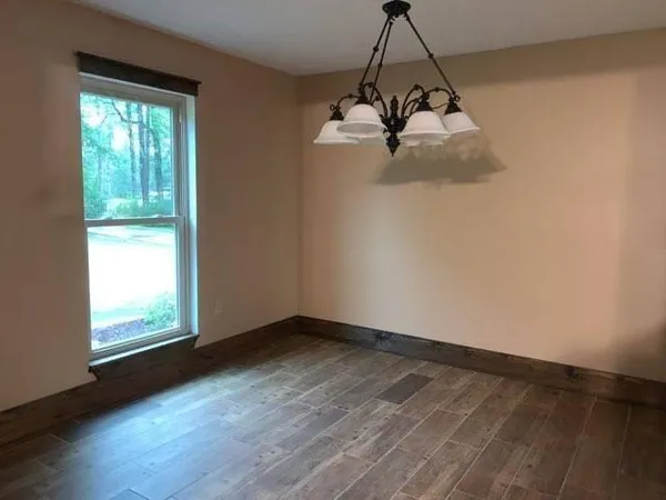 $1,975 | 23144 Highway 40, Loranger, LA 70446