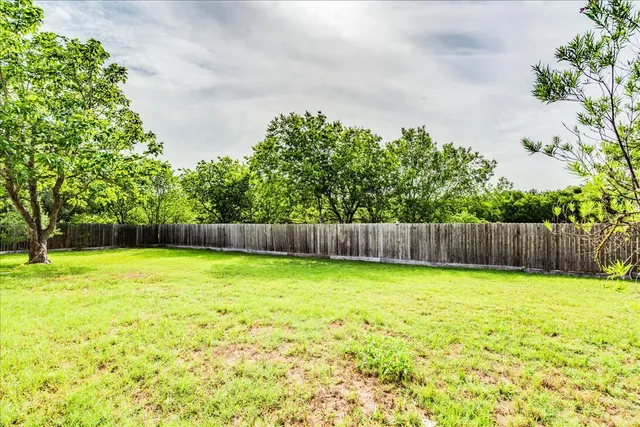 $289,900 | 618 Lavaca Loop, Elgin, TX 78621