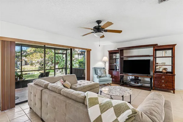 $377,000 | 3023 Northwest 48th Avenue, Unit 3023, Coconut Creek, FL 33063