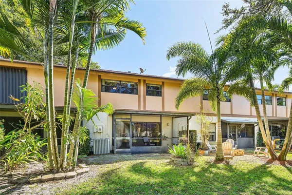 $377,000 | 3023 Northwest 48th Avenue, Unit 3023, Coconut Creek, FL 33063