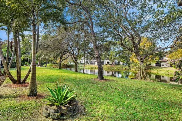 $377,000 | 3023 Northwest 48th Avenue, Unit 3023, Coconut Creek, FL 33063