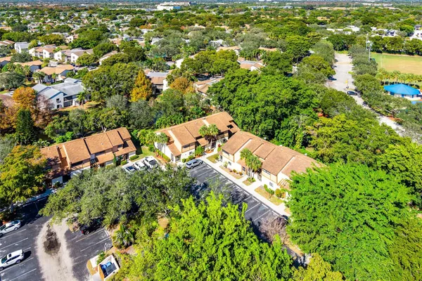 $377,000 | 3023 Northwest 48th Avenue, Unit 3023, Coconut Creek, FL 33063