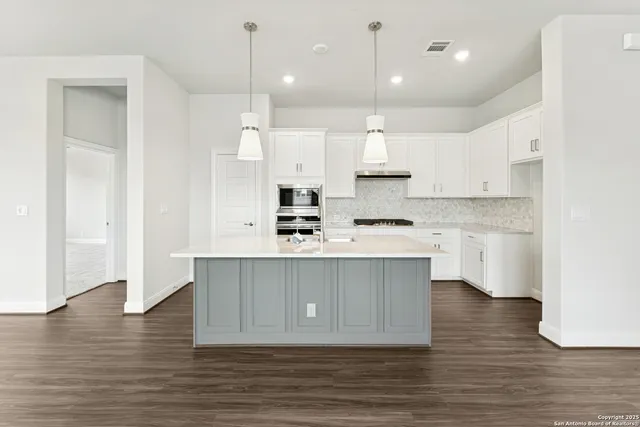 $349,990 | 8219 Wellstone, Schertz, TX 78154