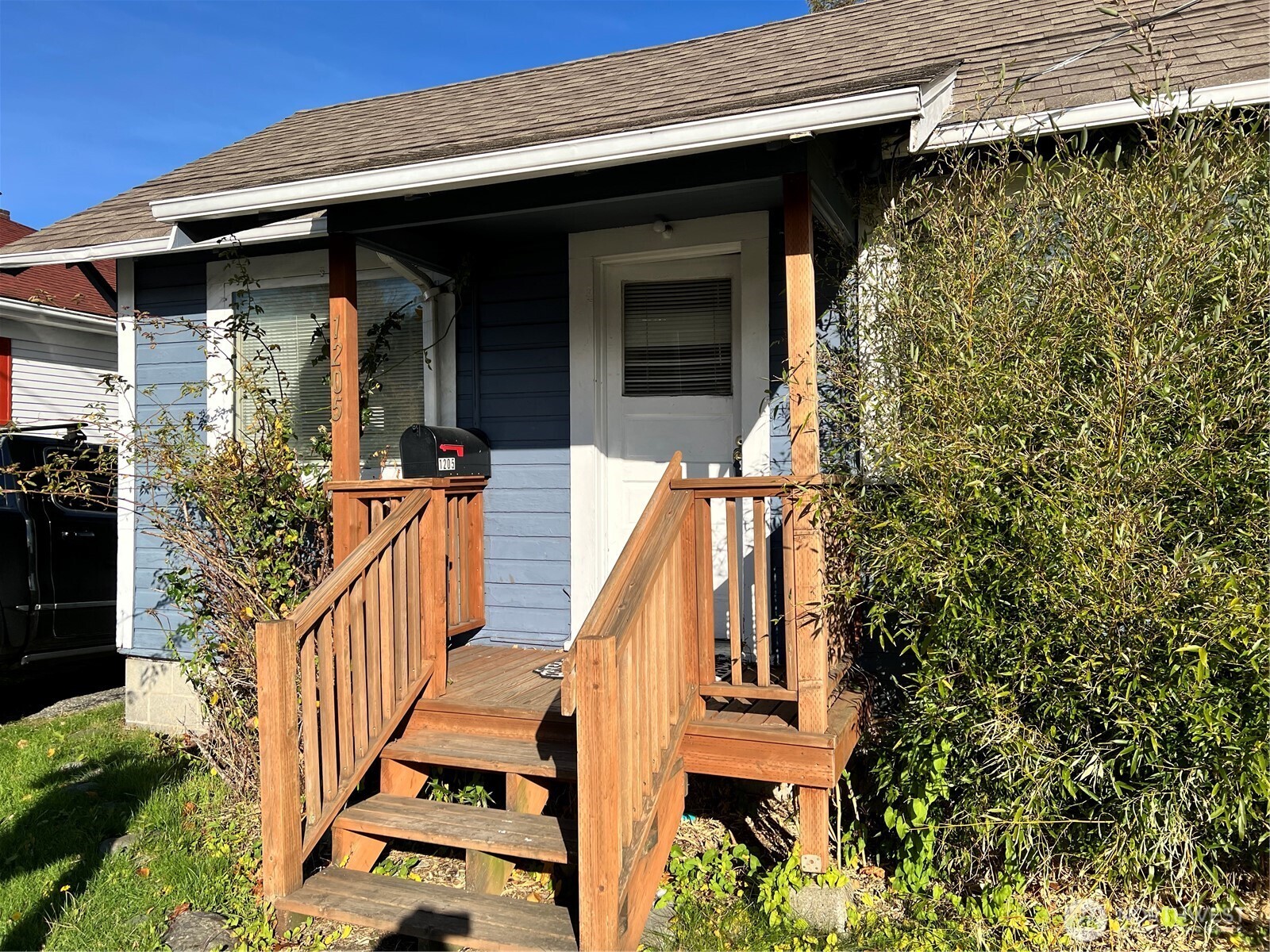 1205 East Maple Street Bellingham, WA 98225 - Photo 5 of 22