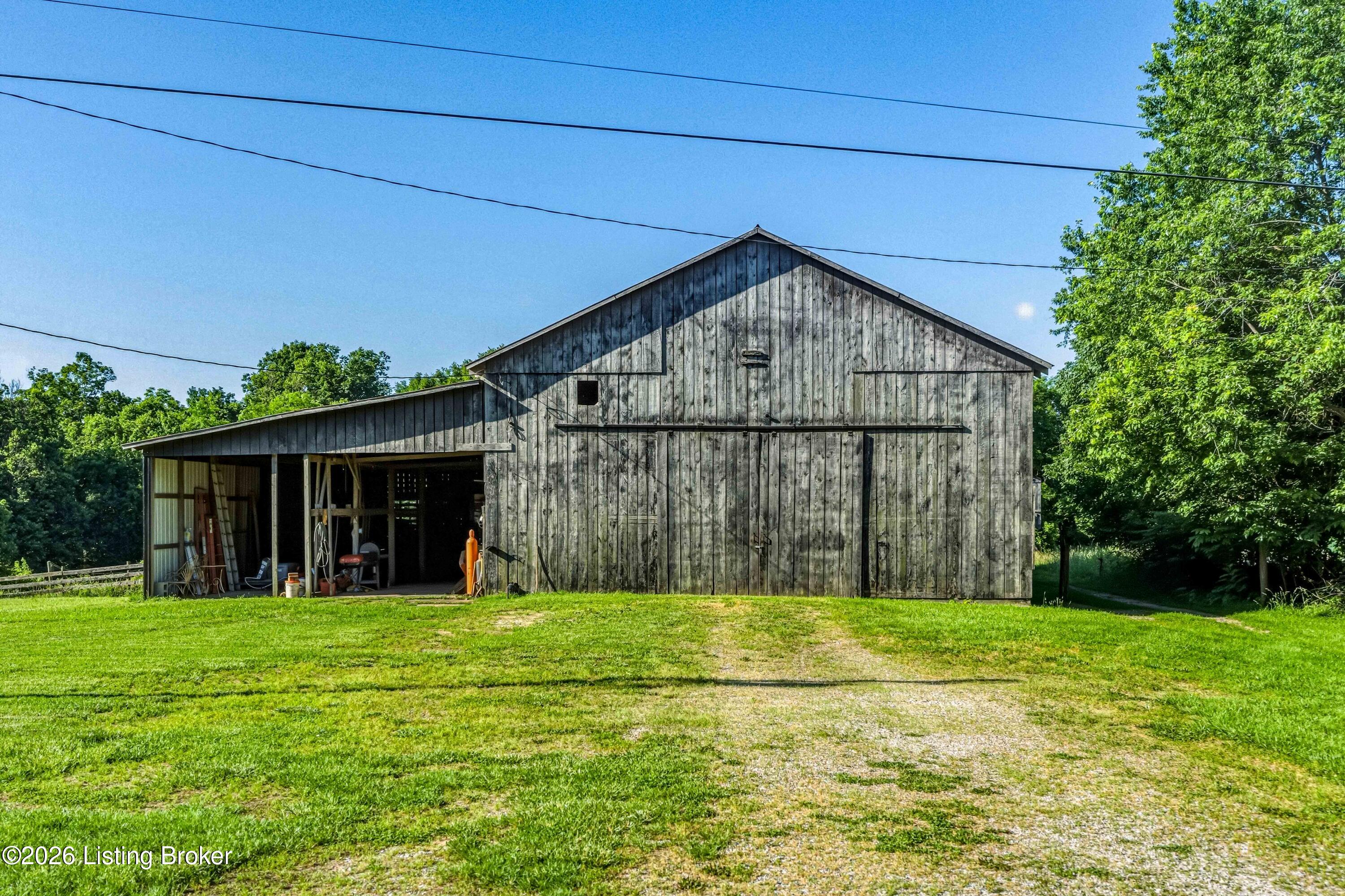 904 Waddy Road Waddy, KY 40076 - Photo 5 of 64 DSC00511
