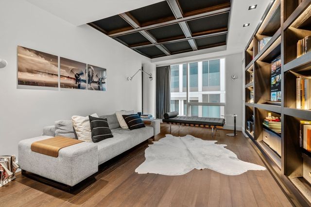 $4,750,000 | 22 Liberty Drive, Unit U9M, Boston, MA 02210