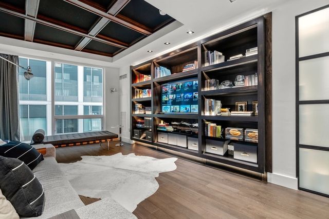 $4,750,000 | 22 Liberty Drive, Unit U9M, Boston, MA 02210