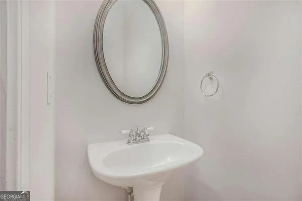 $2,275 | 608 Lofty Lane, Atlanta, GA 30331