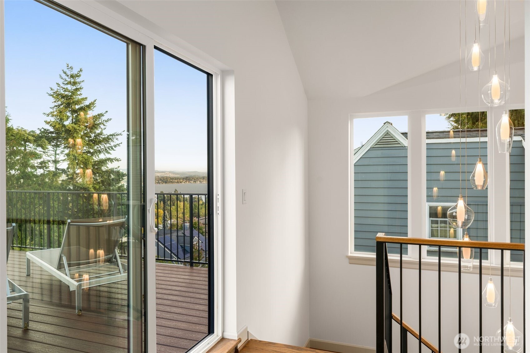 6032 50th Avenue Northeast Seattle, WA 98115 - Photo 27 of 40 a view of a balcony