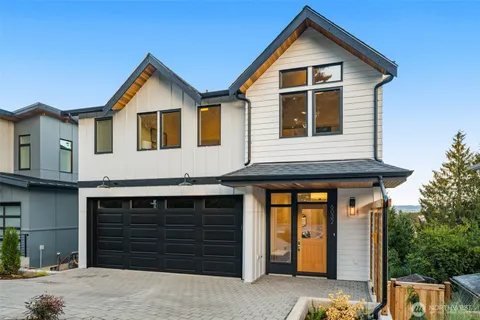 $2,798,000 | 6032 50th Avenue Northeast, Seattle, WA 98115