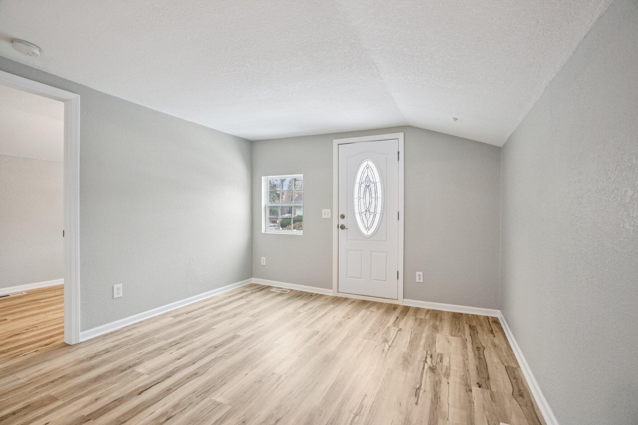 W1019 Narcissus Road Bloomfield, WI 53128 - Photo 9 of 35 5-web-or-mls-W1019 Narcissus Rd-S1912-00