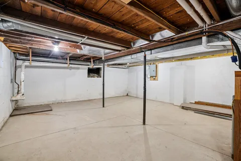 $250,000 | W1019 Narcissus Road, Bloomfield, WI 53128