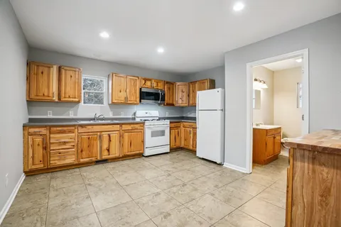 $250,000 | W1019 Narcissus Road, Bloomfield, WI 53128