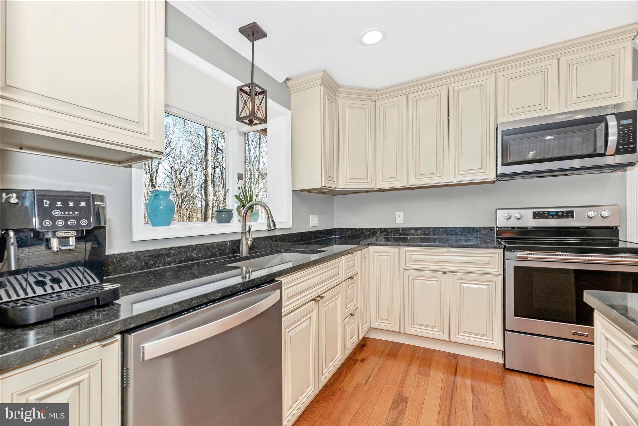 14015 Berryville Road Darnestown, MD 20874 - Photo 18 of 53 Kitchen