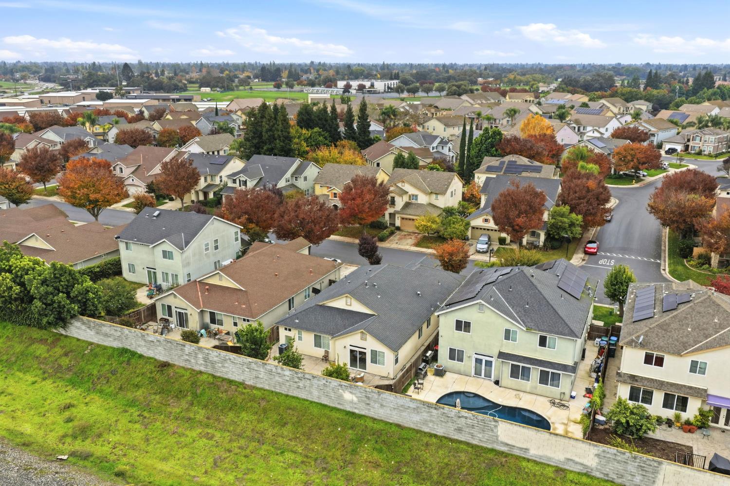 10250 Rudder Way Stockton, CA 95209 - Photo 40 of 46 an aerial view of residential houses with outdoor space and river
