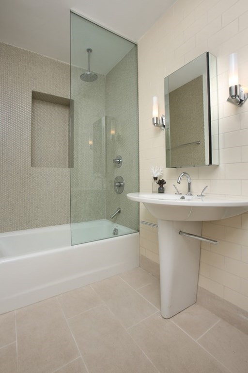 192 West Springfield Street, Unit 2 Boston, MA 02118 - Photo 6 of 7 Gallery Image 6