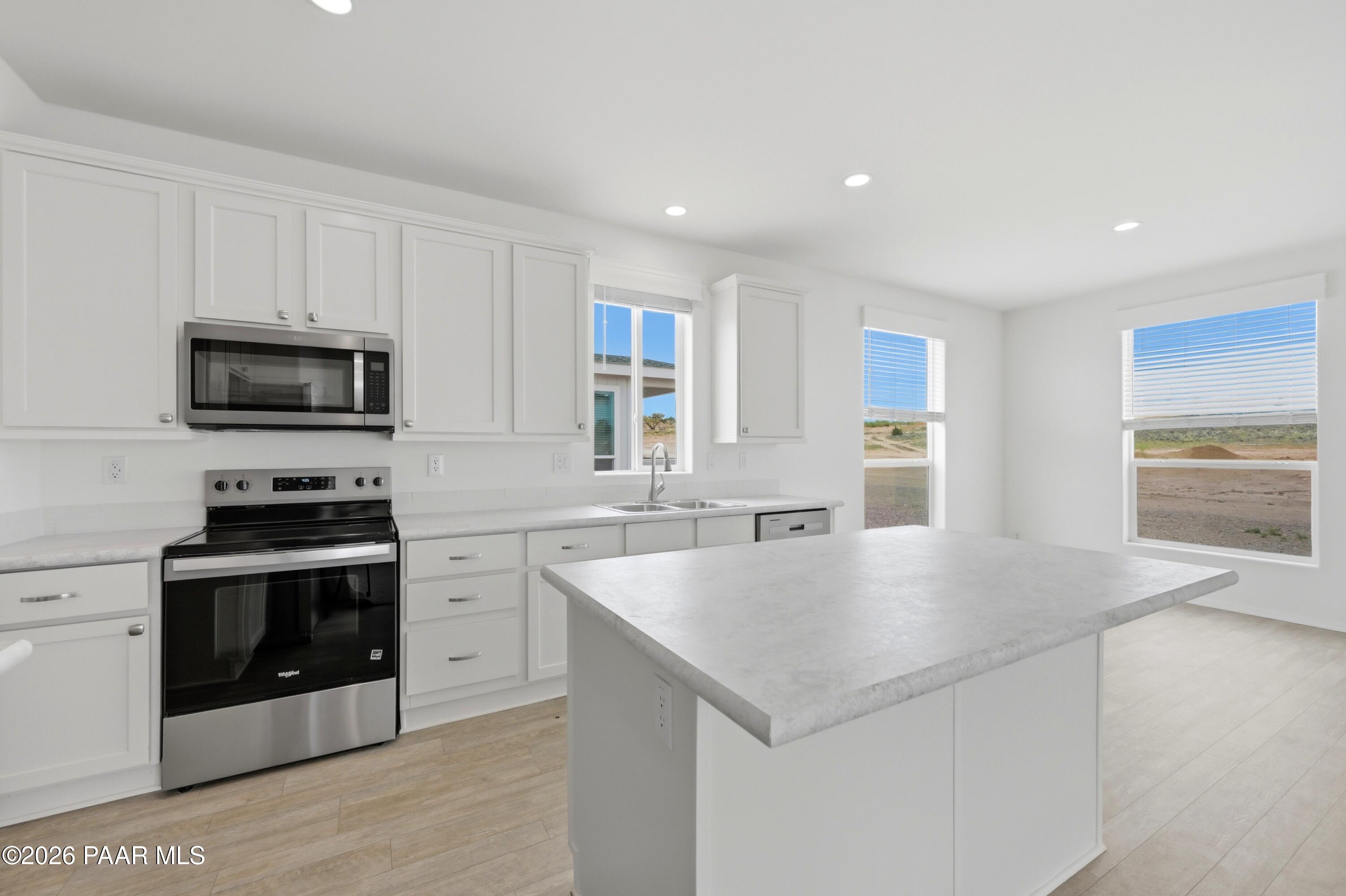 51 East Abra Road Paulden, AZ 86334 - Photo 10 of 24 10-Kitchen 2
