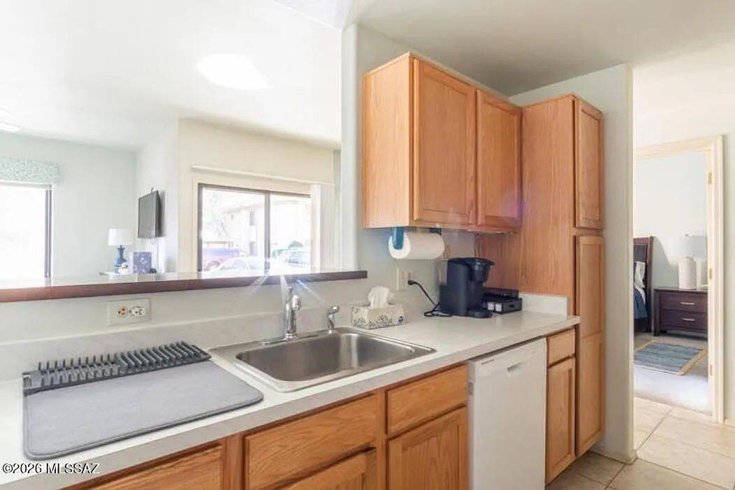 2550 East River Road, Unit 13102 Tucson, AZ 85718 - Photo 6 of 27