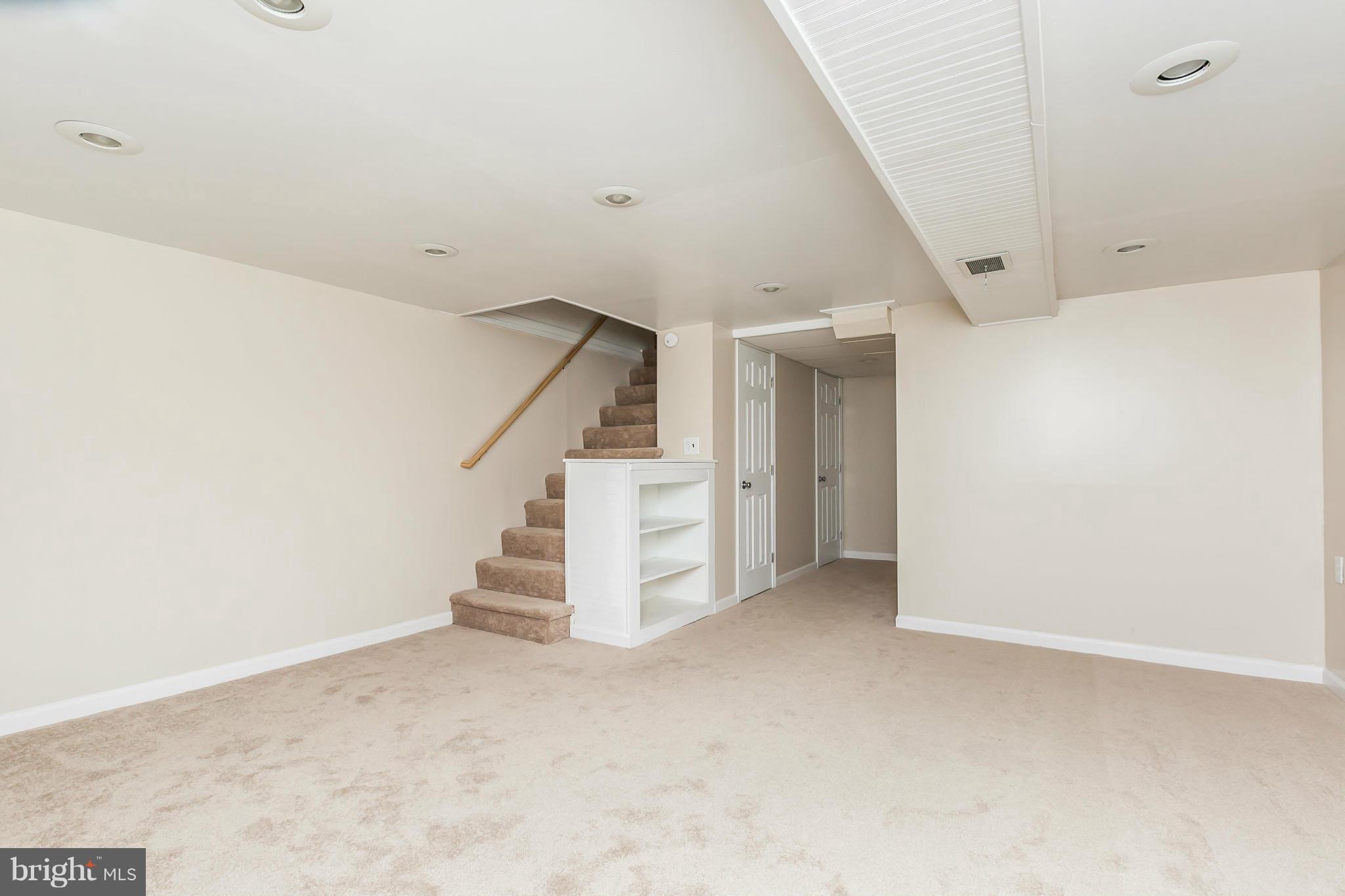 334 Grovethorn Road Baltimore, MD 21220 - Photo 15 of 28 Family Room