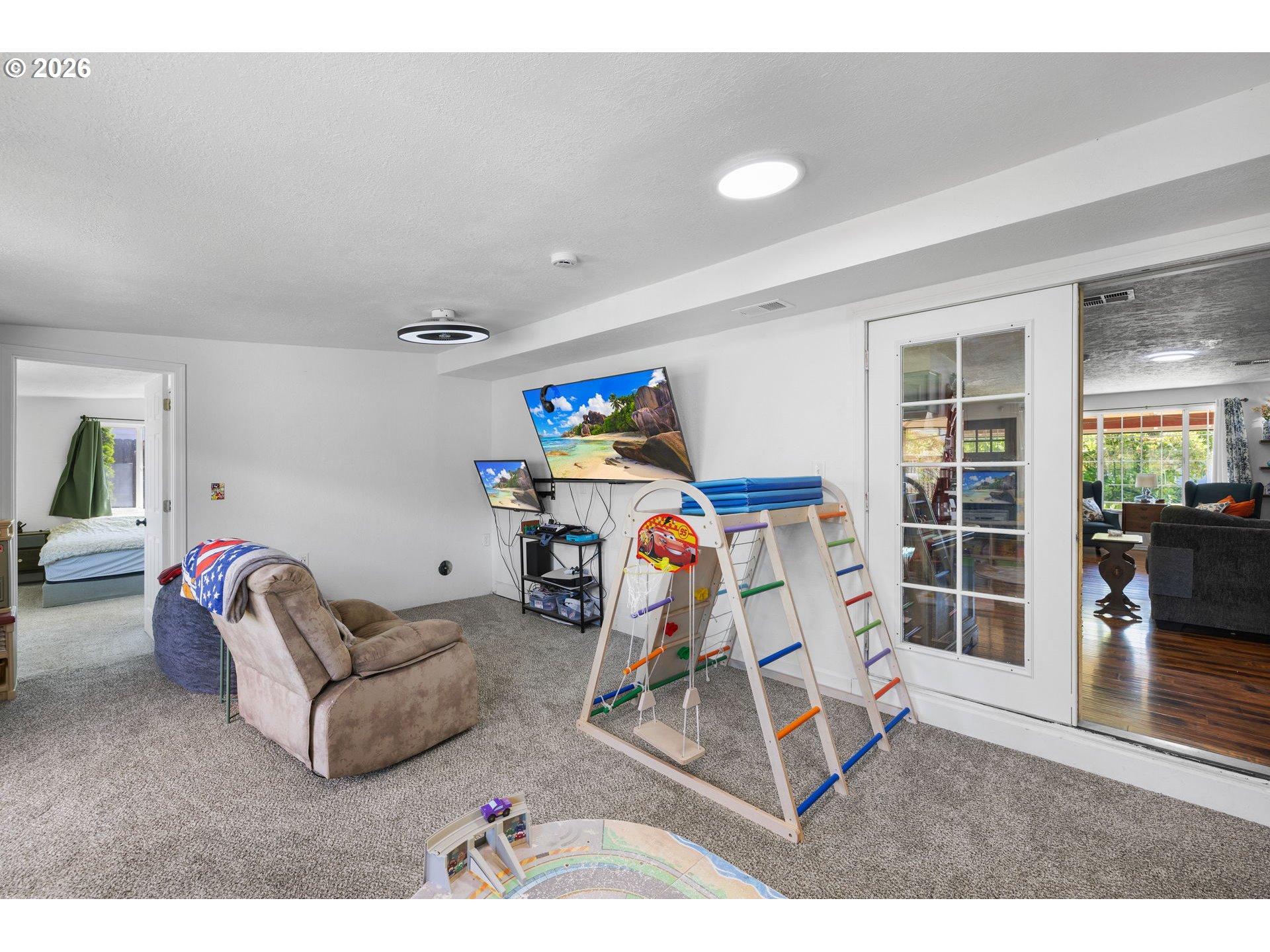 170 Northeast Robin Way Gresham, OR 97030 - Photo 15 of 44