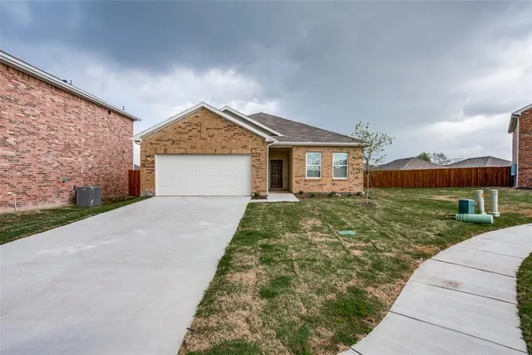 $2,095 | 704 Bois D'Arc Lane, Anna, TX 75409
