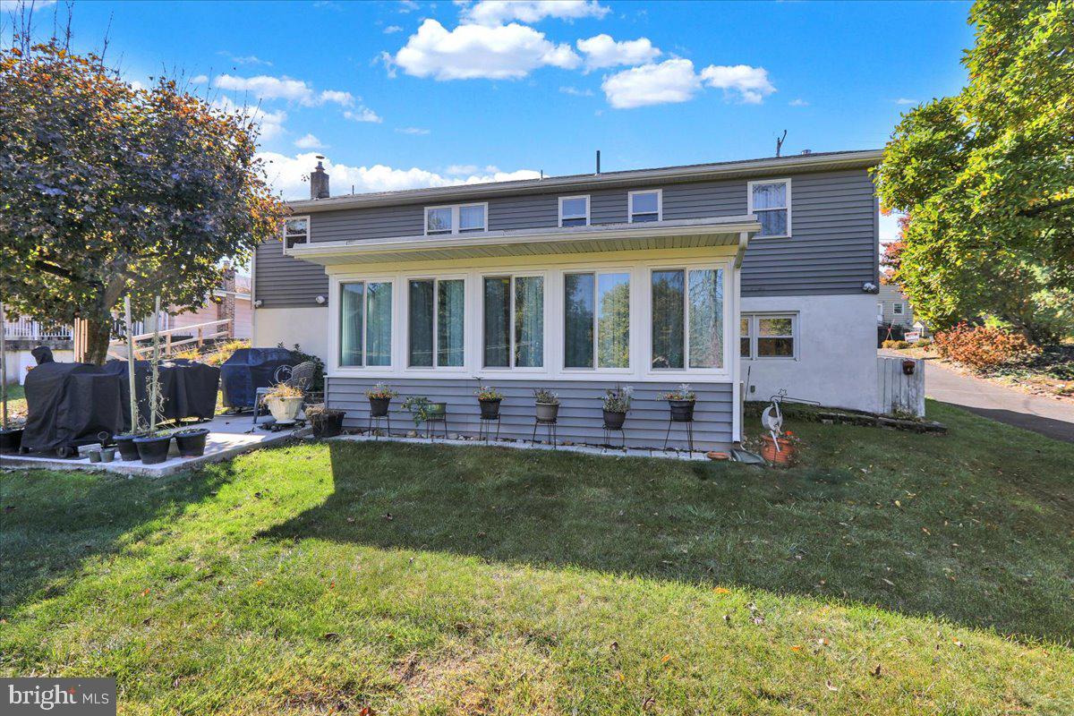1665 Deer Path Road Reading, PA 19604 - Photo 41 of 43 Gallery Image 41