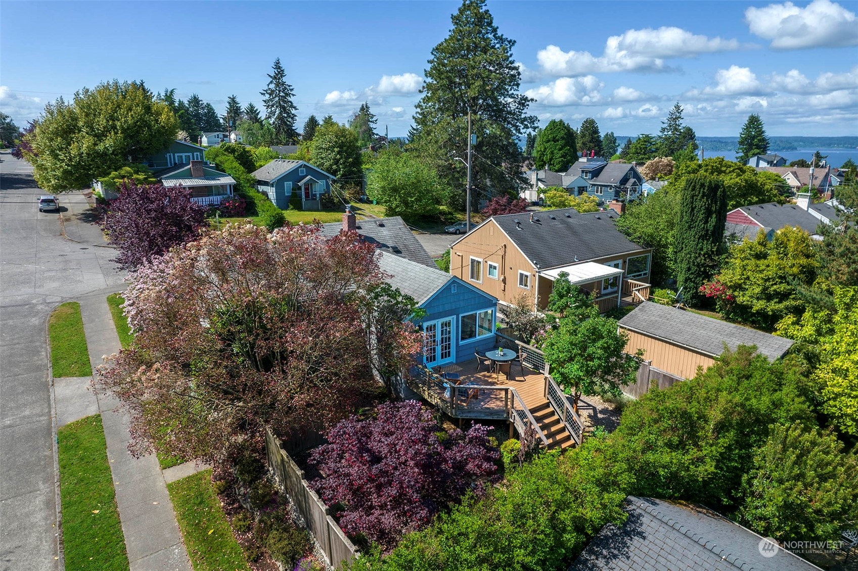 4100 Southwest Ida Street Seattle, WA 98136 - Photo 28 of 32 a view of a house with a yard and garden