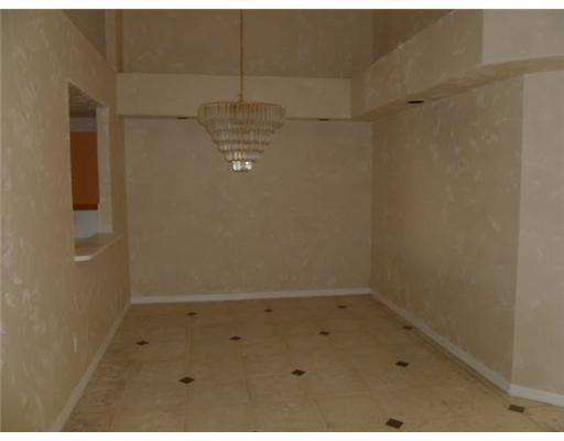 2464 Northwest 59th Street, Unit 1103 Boca Raton, FL 33496 - Photo 4 of 12 Exterior Front