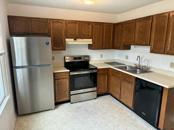 $246,500 | 100 Franklin Parke Court Southwest, Christiansburg, VA 24073