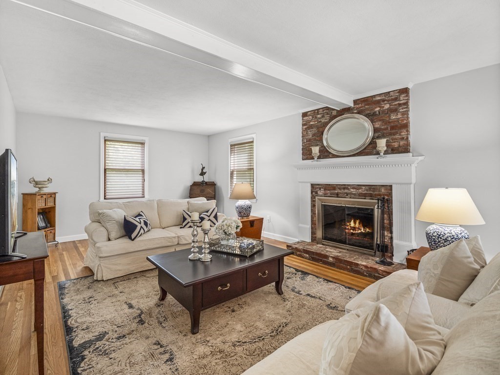 33 Amble Road Chelmsford, MA 01824 - Photo 17 of 42