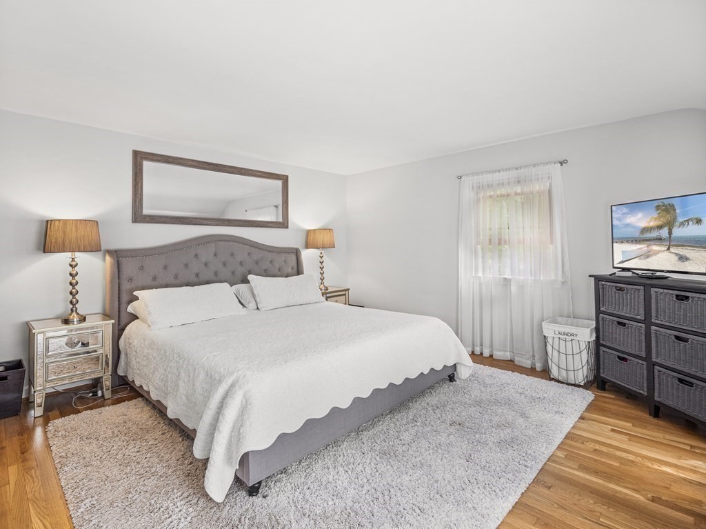33 Amble Road Chelmsford, MA 01824 - Photo 23 of 42