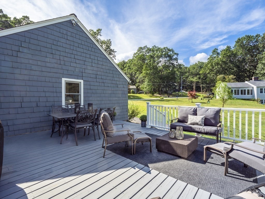 33 Amble Road Chelmsford, MA 01824 - Photo 38 of 42