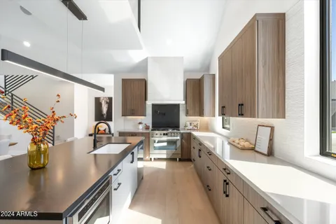 $1,399,000 | 6324 North 10th Drive, Phoenix, AZ 85013