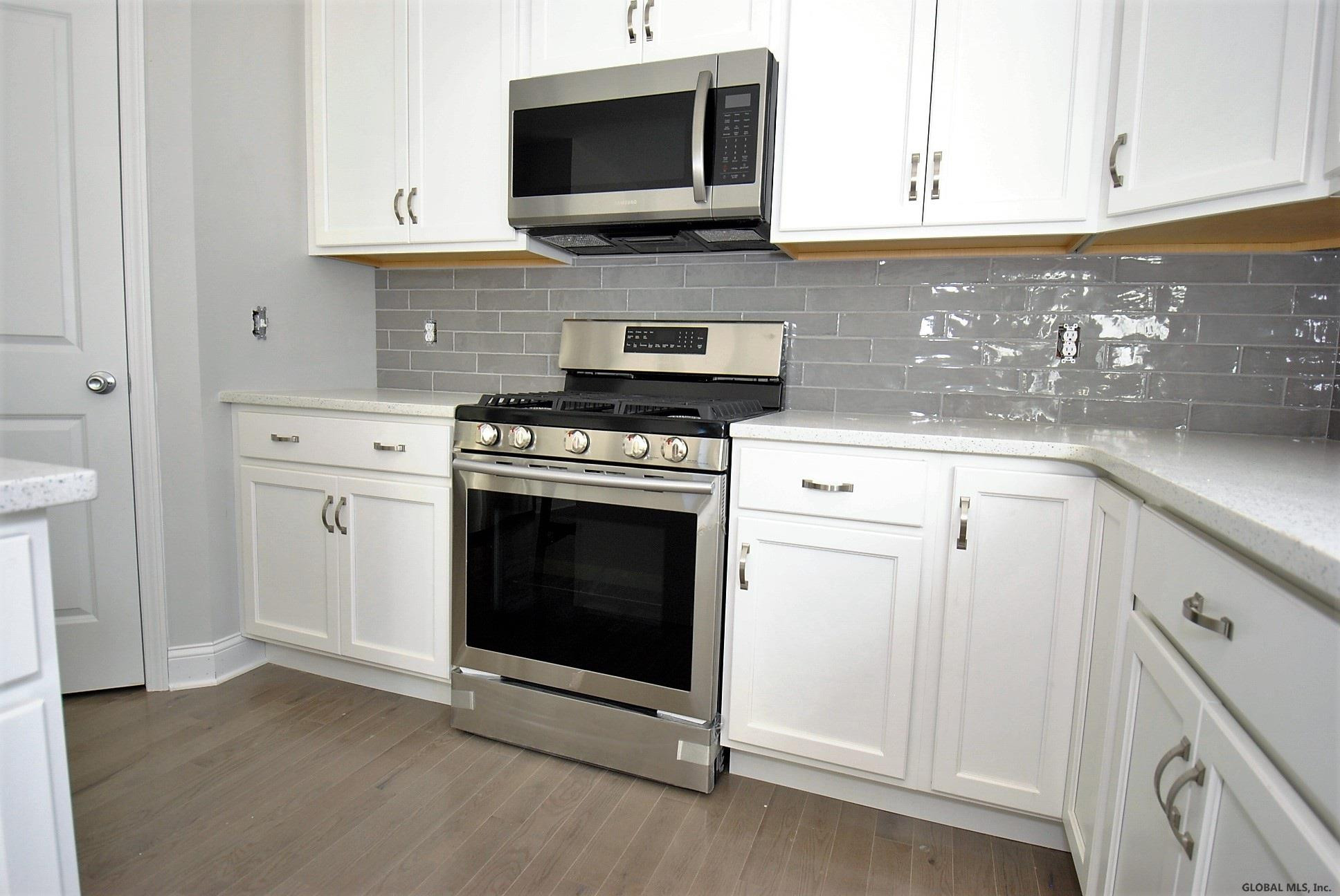 76 Vly Road Colonie, NY 12205 - Photo 11 of 27 Photo 11