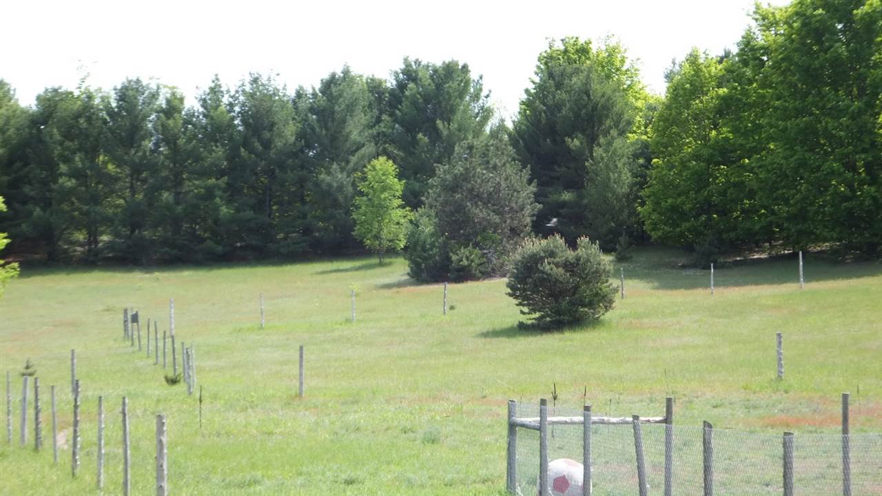 586 East Kasson Road Maple City, MI 49664 - Photo 43 of 47 1829423-42.JPG